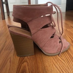 Mauve lace up heels